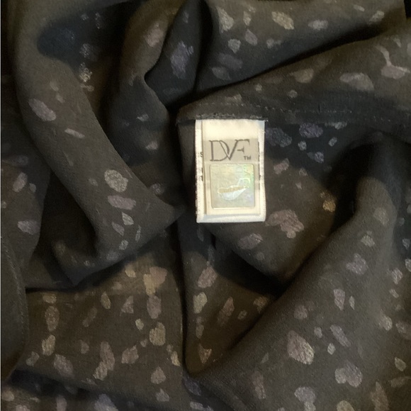 DVF Diane Von Furstenberg Silk Black Speckled Top Size Small - Picture 4 of 8